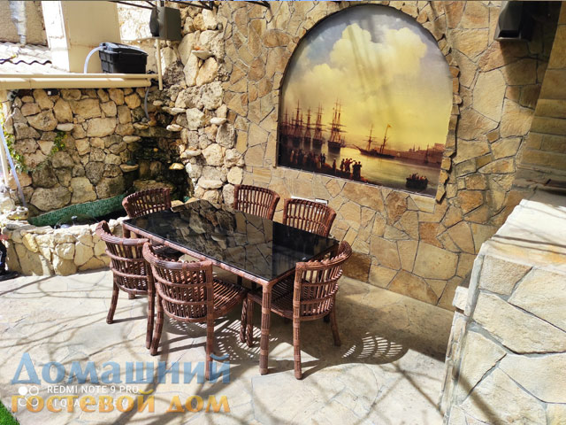 Территория гостевого дома